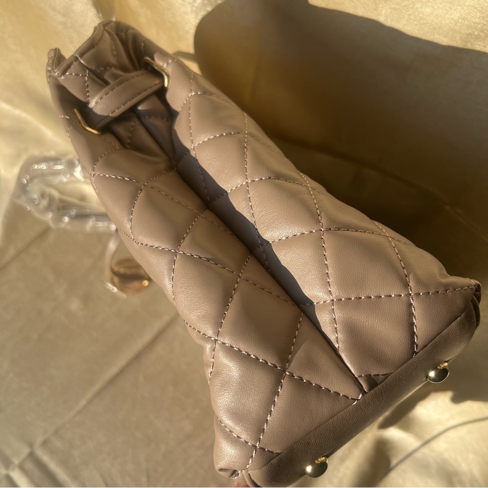 Studio Badgley Mischka Vegan Leather Tote, in Taupe. - Picture 12 of 16